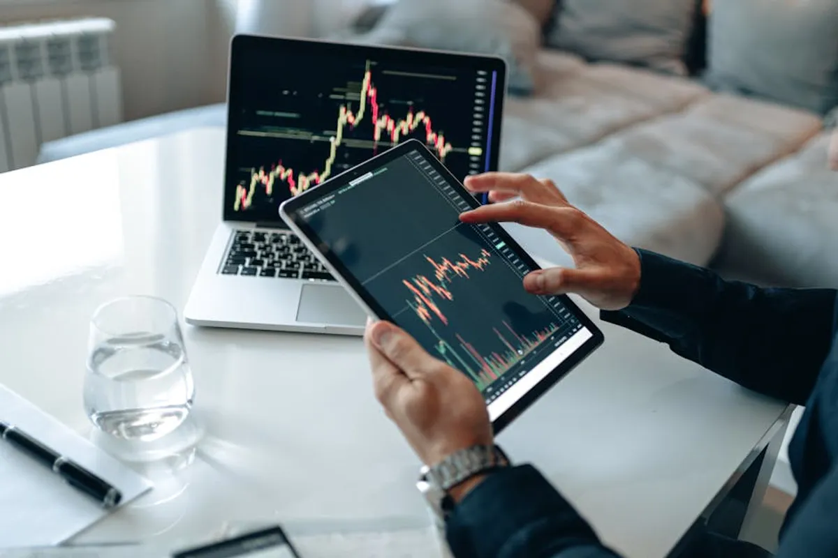 Real-time analytics platforms: SEO Meaning, Use Cases, and Better Alternatives